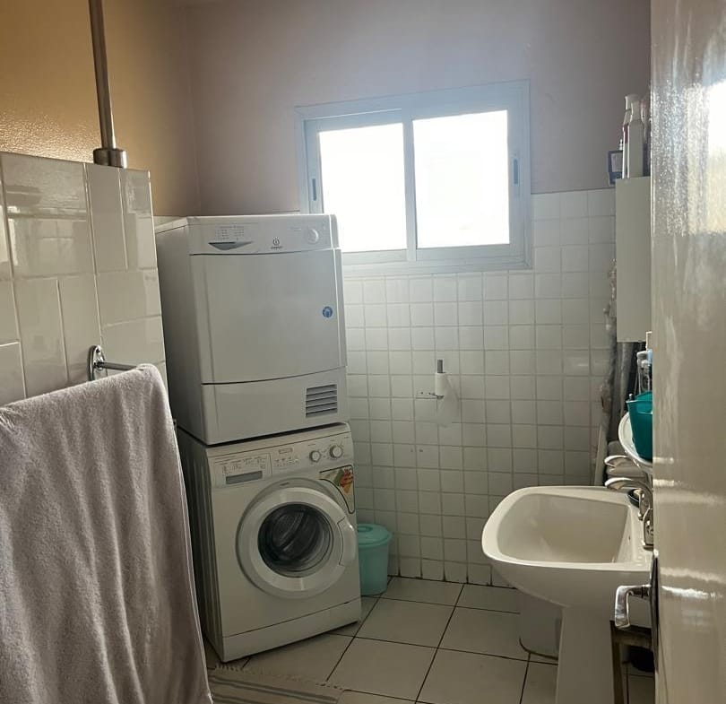 MAGNIFIQUE DUPLEX A VENDRE A DOUALA – BONAPRISO HYDROCABURE.