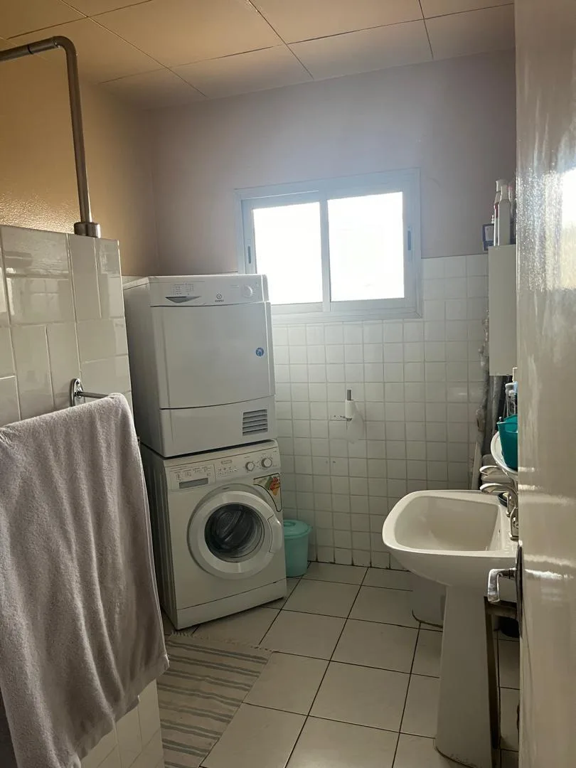 MAGNIFIQUE DUPLEX A VENDRE A DOUALA – BONAPRISO HYDROCABURE.