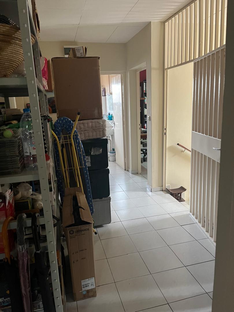 MAGNIFIQUE DUPLEX A VENDRE A DOUALA – BONAPRISO HYDROCABURE.