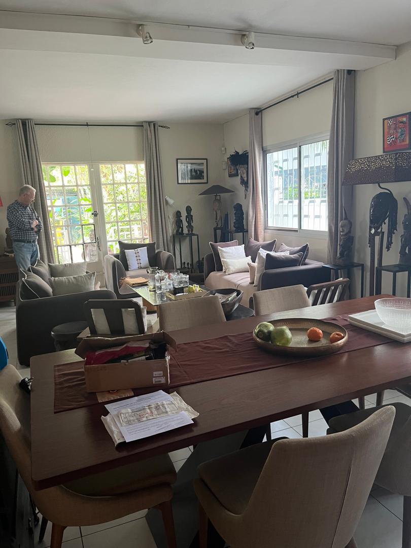 MAGNIFIQUE DUPLEX A VENDRE A DOUALA – BONAPRISO HYDROCABURE.