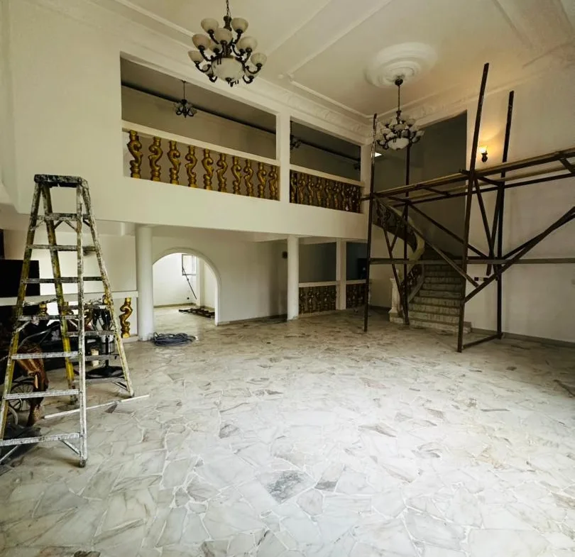 À VENDRE – VASTE DUPLEX HAUT STANDING À BONAMOUSSADI – DOUALA 5ᵉ