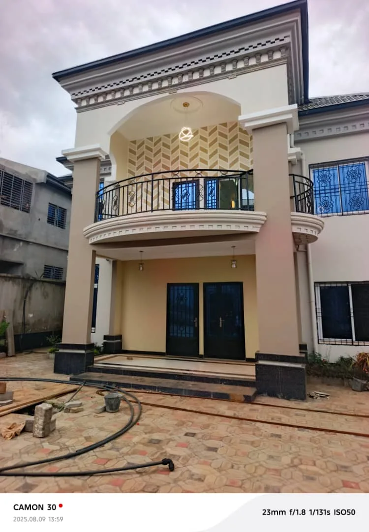 DUPLEX NEUF À VENDRE A ODZA – YAOUNDÉ