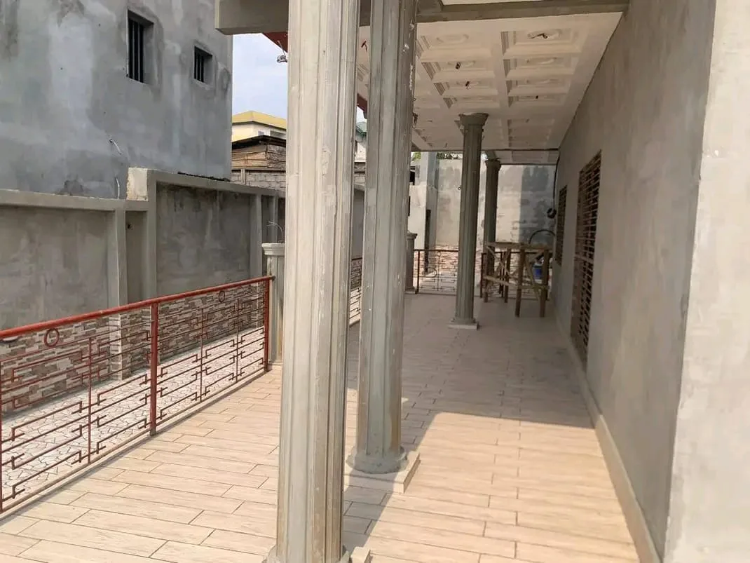 DUPLEX HAUT STANDING A VENDRE – CLE EN MAIN A YAOUNDE , ODZA AUBERGE BLEUE