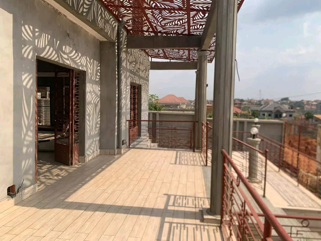 DUPLEX HAUT STANDING A VENDRE – CLE EN MAIN A YAOUNDE , ODZA AUBERGE BLEUE