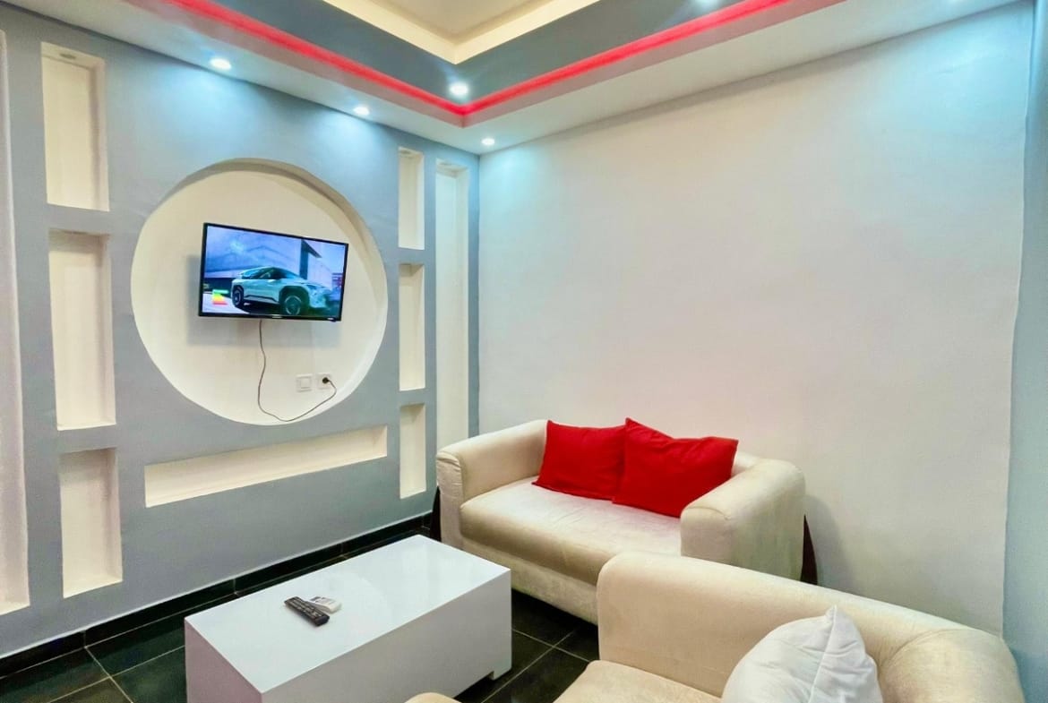 STUDIOS MEUBLES DE TRES HAUT STANDING A LOUER DANS LA VILLE DE YAOUNDE