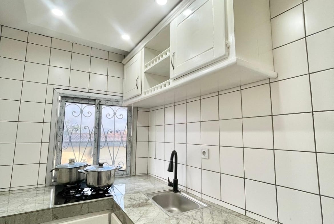 STUDIOS MEUBLES DE TRES HAUT STANDING A LOUER DANS LA VILLE DE YAOUNDE