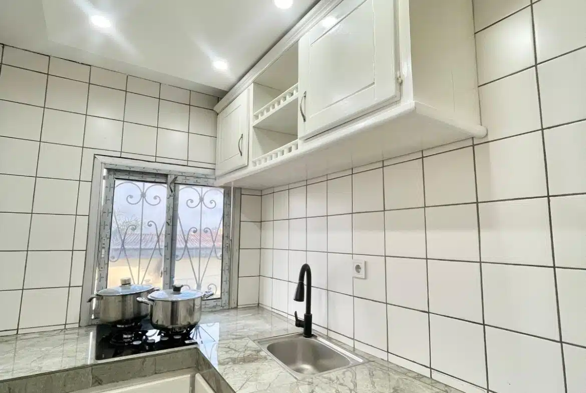 STUDIOS MEUBLES DE TRES HAUT STANDING A LOUER DANS LA VILLE DE YAOUNDE
