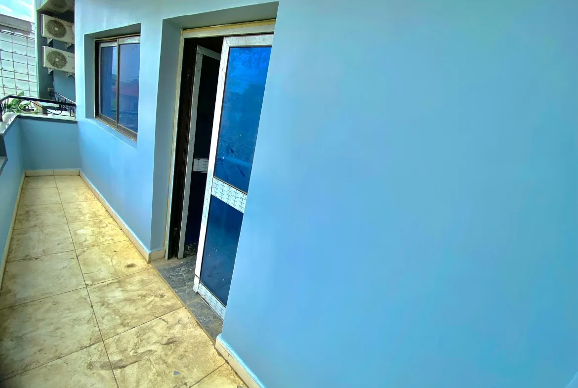 APPARTEMENT MODERNE À LOUER A LOGPOM