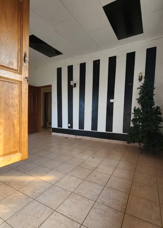 NOUDYANDCO VOUS PROPOSE À LA VENTE : UN MAGNIFIQUE DUPLEX À ODZA BORNE 12