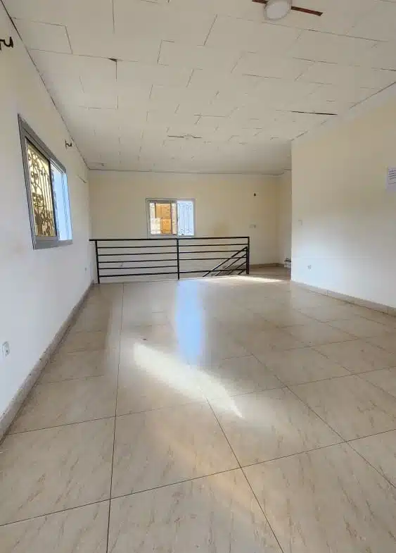 NOUDYANDCO VOUS PROPOSE À LA VENTE : UN MAGNIFIQUE DUPLEX À ODZA BORNE 12