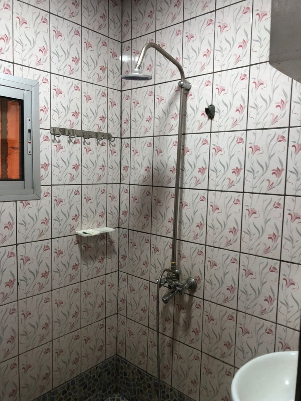 TRÈS BEAU DUPLEX À VENDRE À YAOUNDE OYOMABANG – MONGONAM