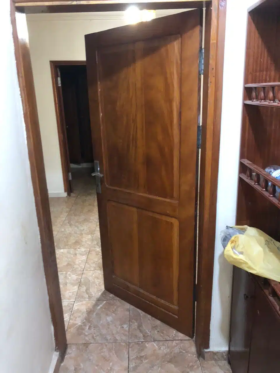 TRÈS BEAU DUPLEX À VENDRE À YAOUNDE OYOMABANG – MONGONAM