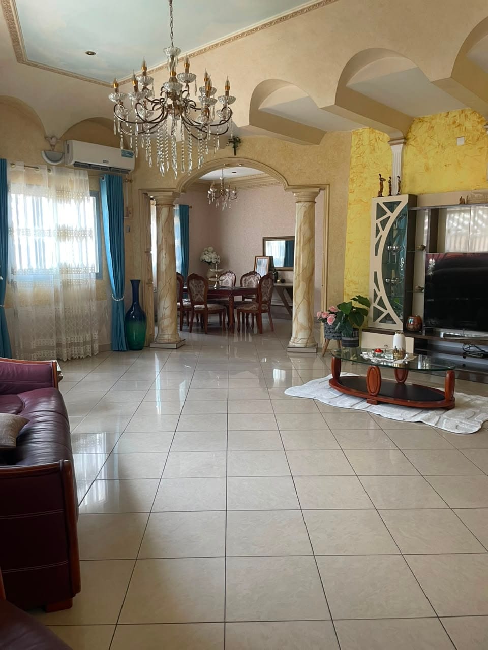 Duplex à louer – Bonamoussadi Carrefour Fraîcheur
