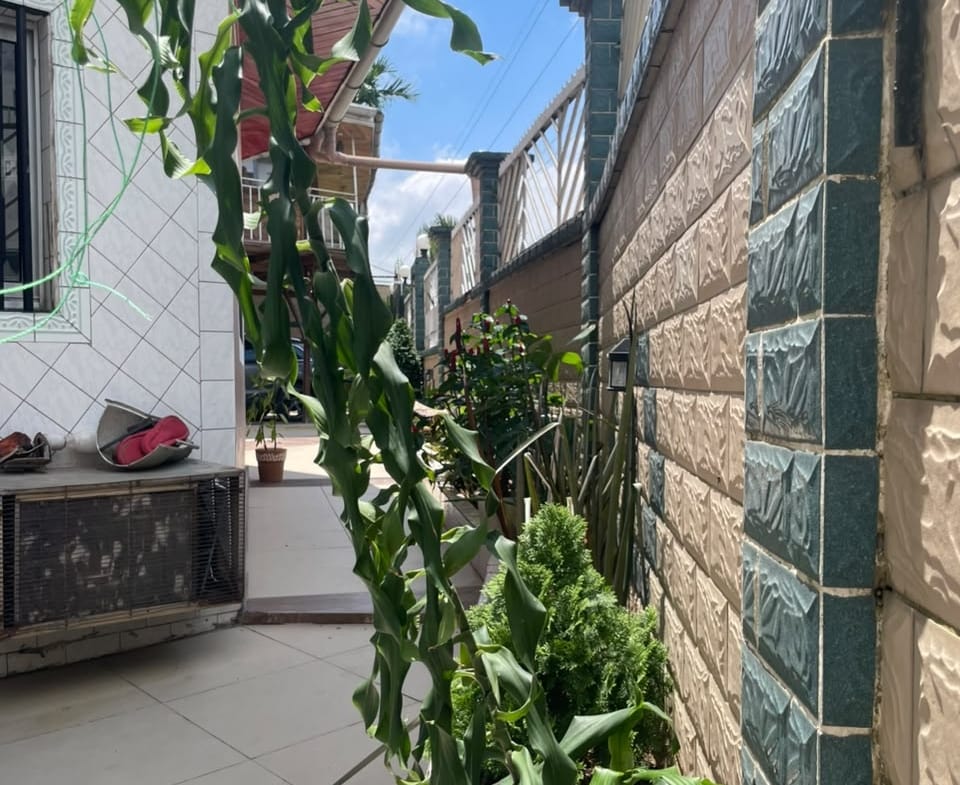 Duplex à louer – Bonamoussadi Carrefour Fraîcheur
