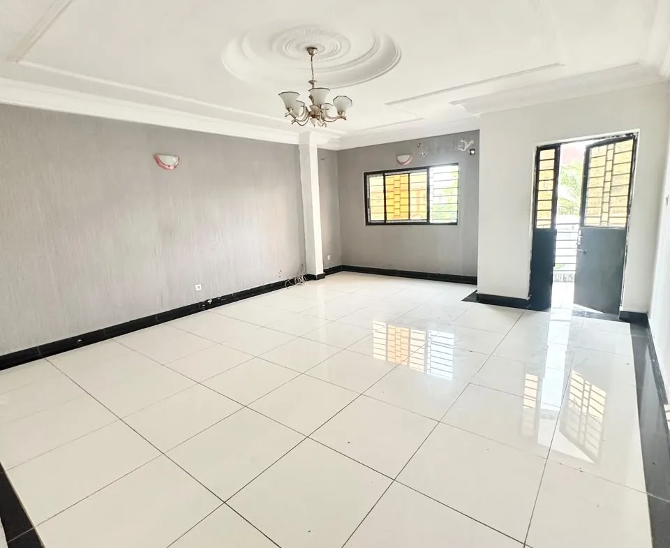 APPARTEMENT HAUT STANDING 3 CHAMBRES À LOUER – BONAMOUSSADI