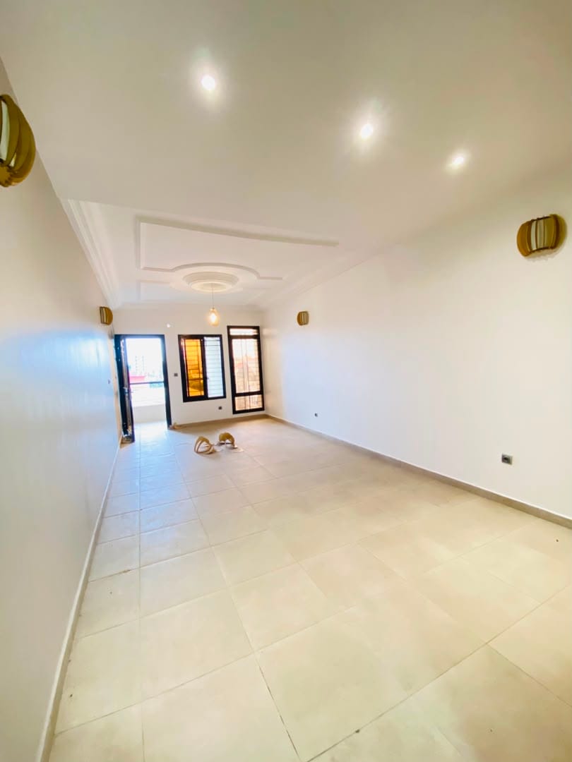 MAGNIFIQUE APPARTEMENT HAUT STANDING À LOUER – MAKEPE