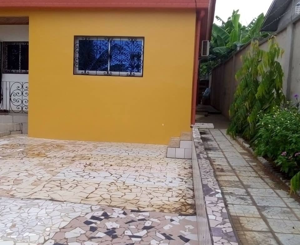 VILLA À VENDRE – JAPOMA KING CITY