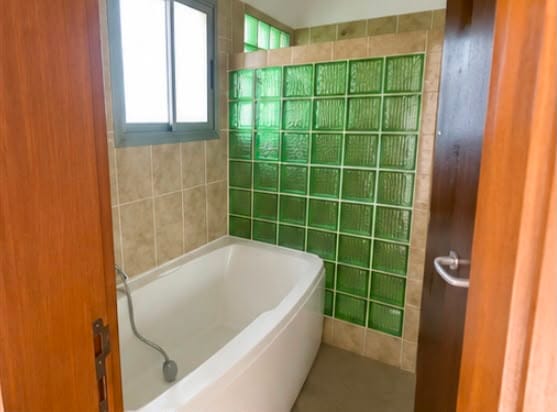 APPARTEMENT TRÈS HAUT STANDING À LOUER – BONAMOUSSADI