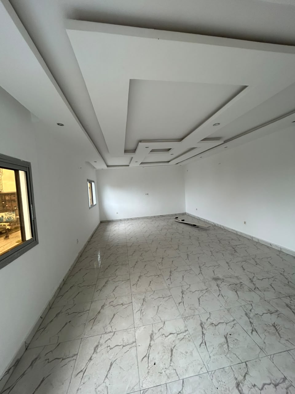 Appartement MAKEPE – GRAND APPARTEMENT NEUF DIRECTEMENT SUR LE GOUDRON