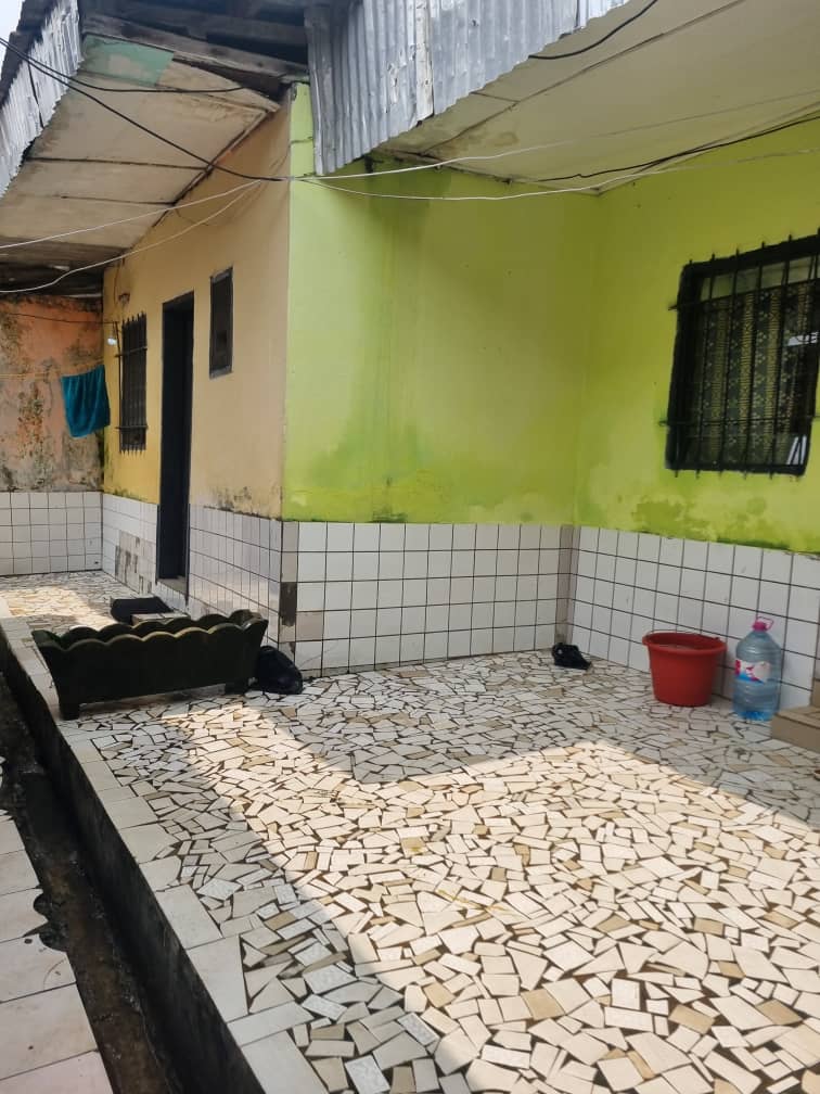 MAISON SIC À VENDRE – KOTTO