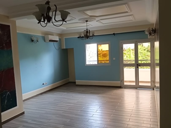 MAGNIFIQUE APPARTEMENT BON STANDING À MAKEPE PETIT PAYS