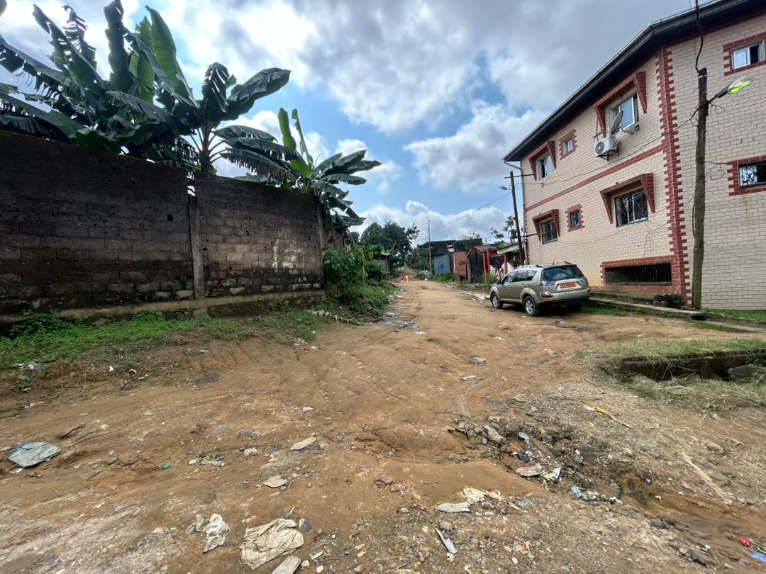  TERRAIN À VENDRE – LOGBESSOU CRTV bar