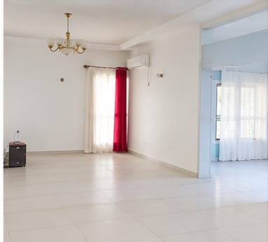 GRAND ET SOMPTUEUX DUPLEX À VENDRE À JAPOMA