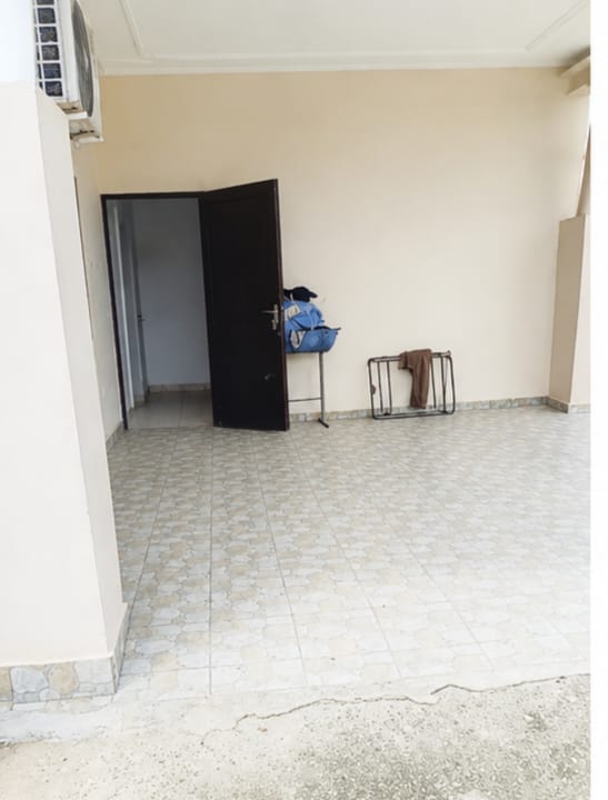 GRAND ET SOMPTUEUX DUPLEX À VENDRE À JAPOMA