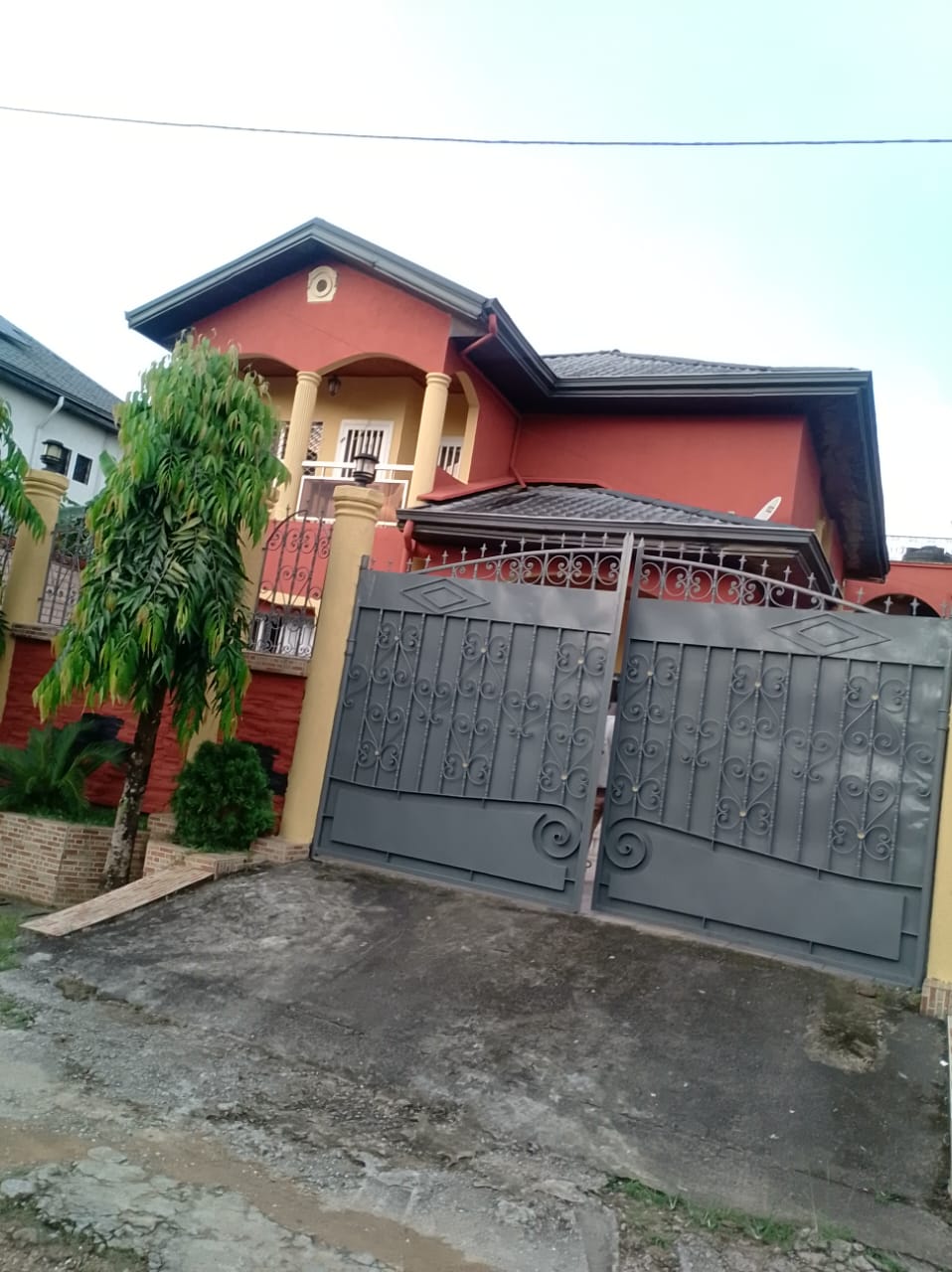 À VENDRE – DUPLEX HAUT STANDING À LOGPOM