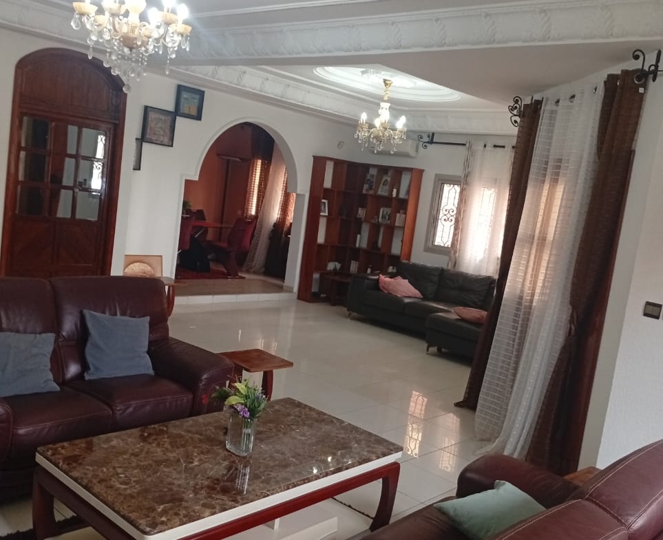 À VENDRE – DUPLEX HAUT STANDING À LOGPOM