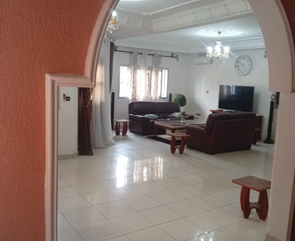 À VENDRE – DUPLEX HAUT STANDING À LOGPOM