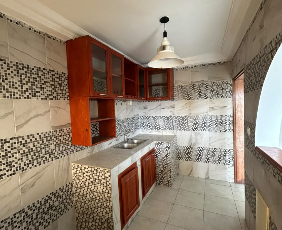 APPARTEMENT MODERNE À LOUER – MAKEPE ROND POULIN