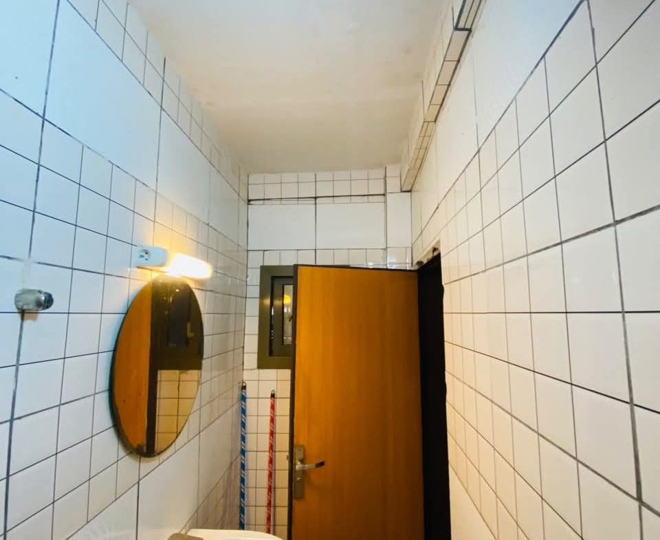 STUDIO MODERNE À LOUER – SANTA BARBARA