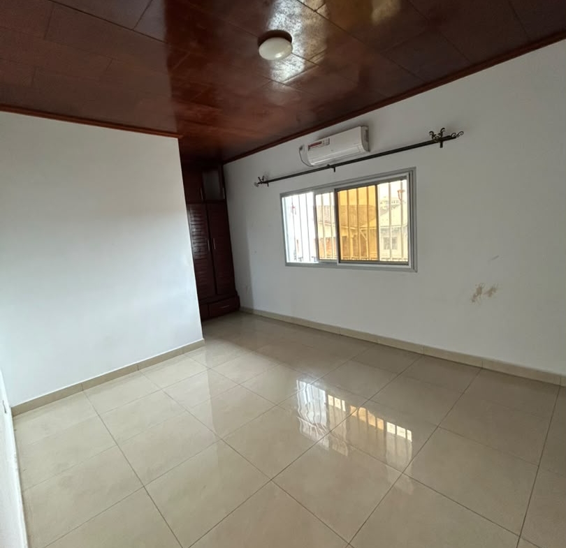 À LOUER – MAGNIFIQUE APPARTEMENT HAUT STANDING À BONAMOUSSADI