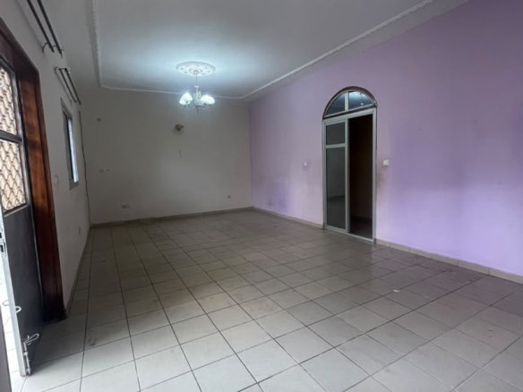 APPARTEMENT 3 CHAMBRES – MAKEPE -RHONE POULENC