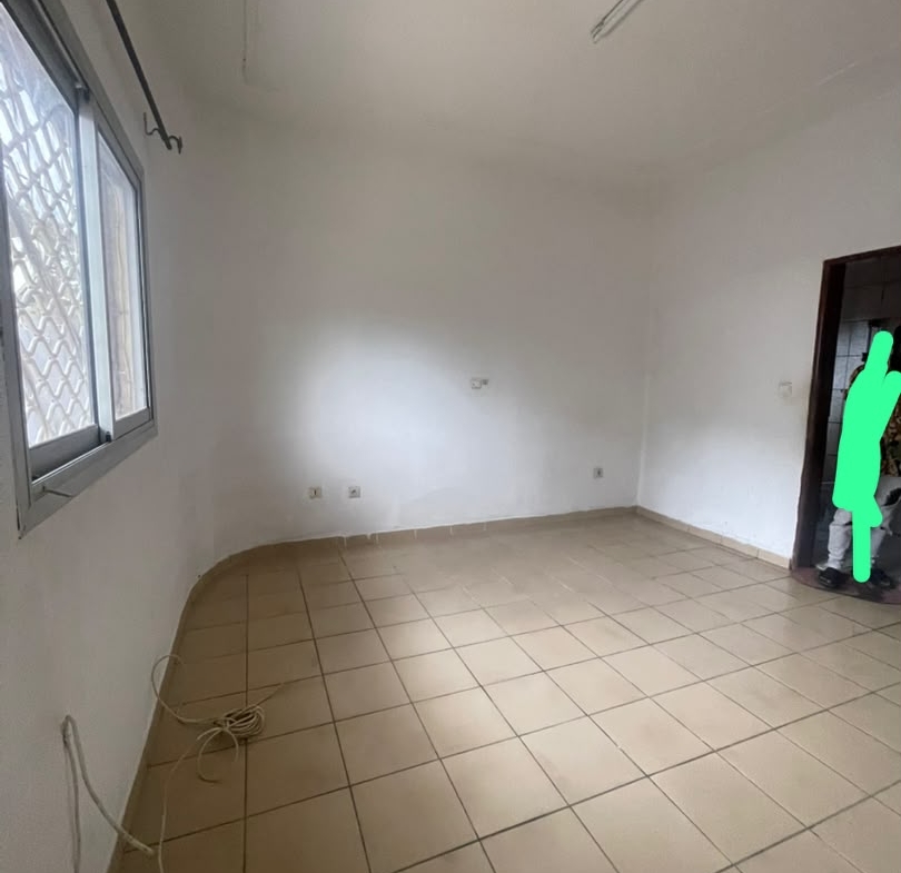 APPARTEMENT 3 CHAMBRES – MAKEPE -RHONE POULENC
