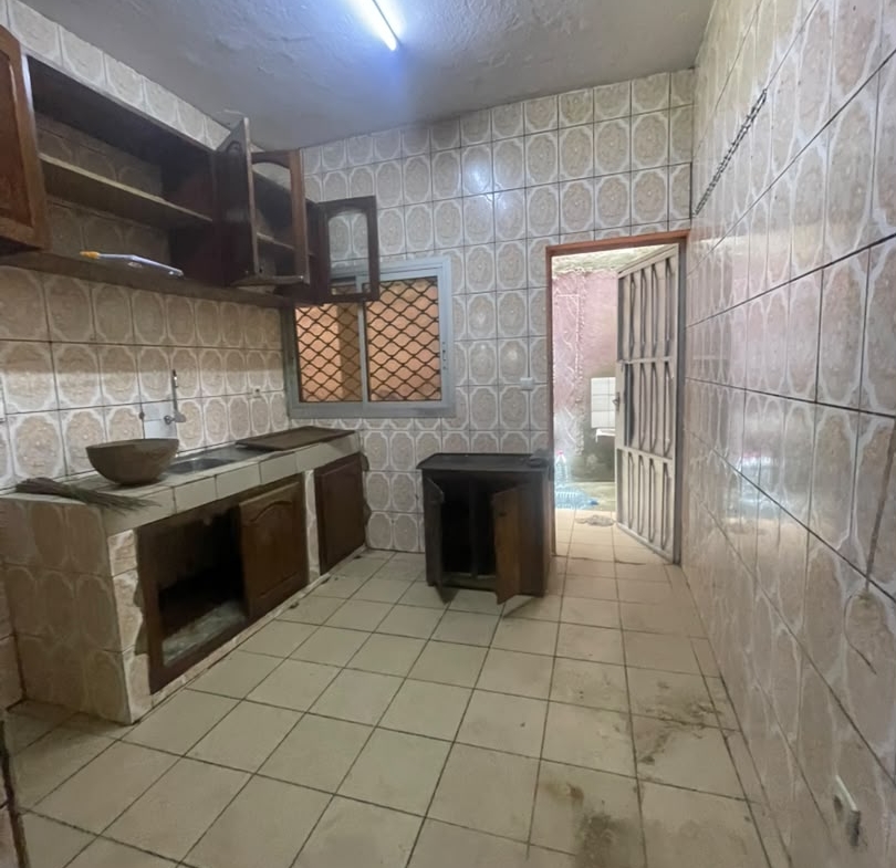 APPARTEMENT 3 CHAMBRES – MAKEPE -RHONE POULENC