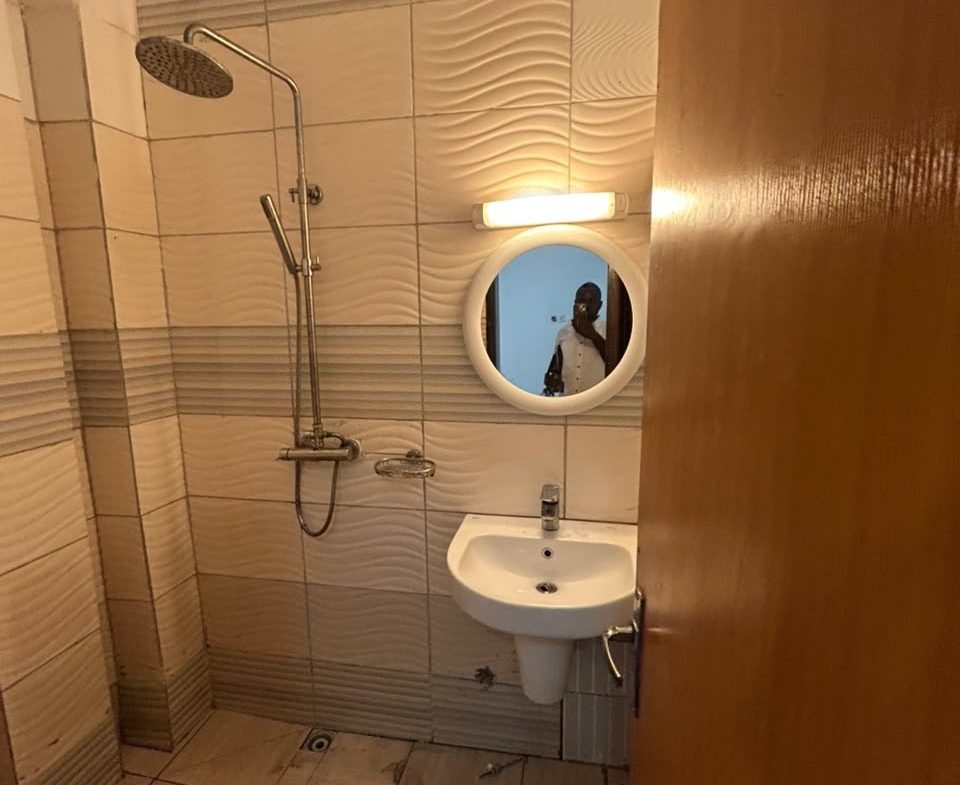 À LOUER – BEL APPARTEMENT À SANTA BARBARA