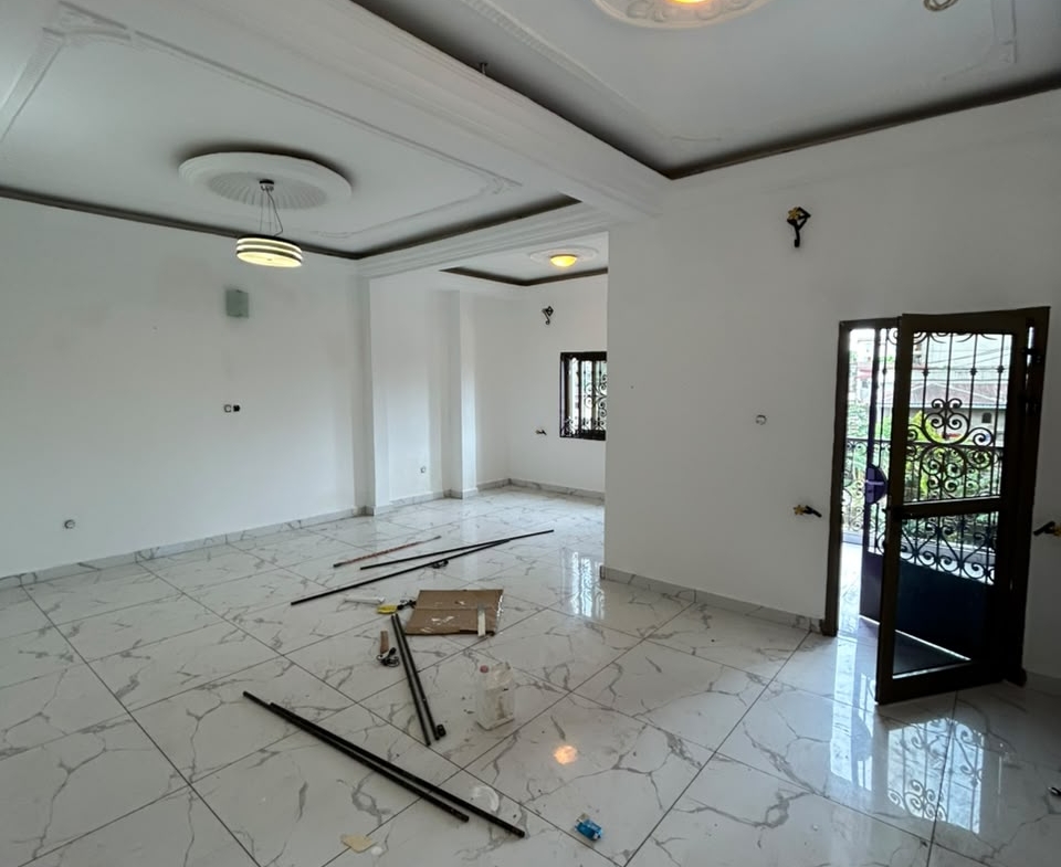 À LOUER – BEL APPARTEMENT À SANTA BARBARA