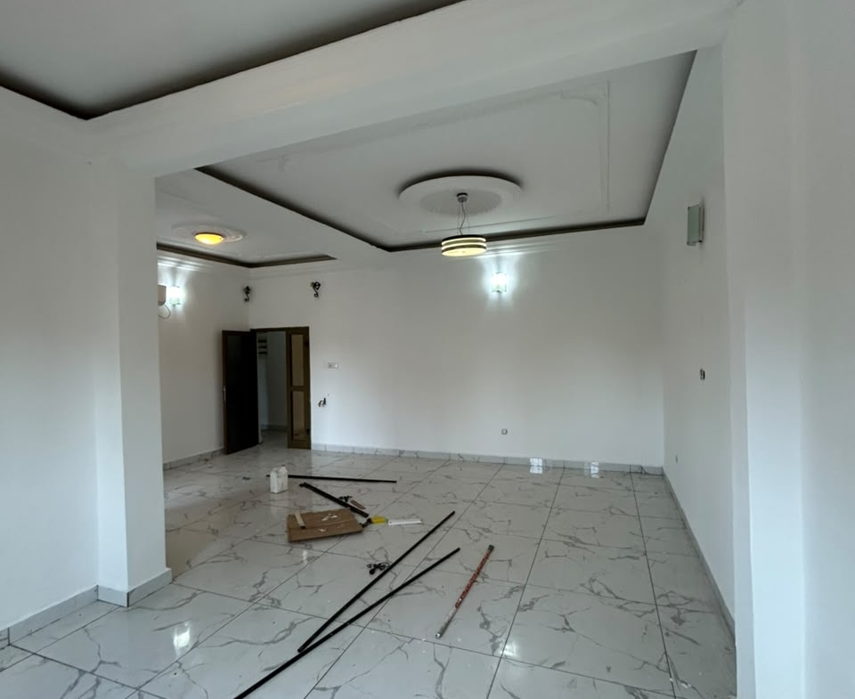 À LOUER – BEL APPARTEMENT À SANTA BARBARA