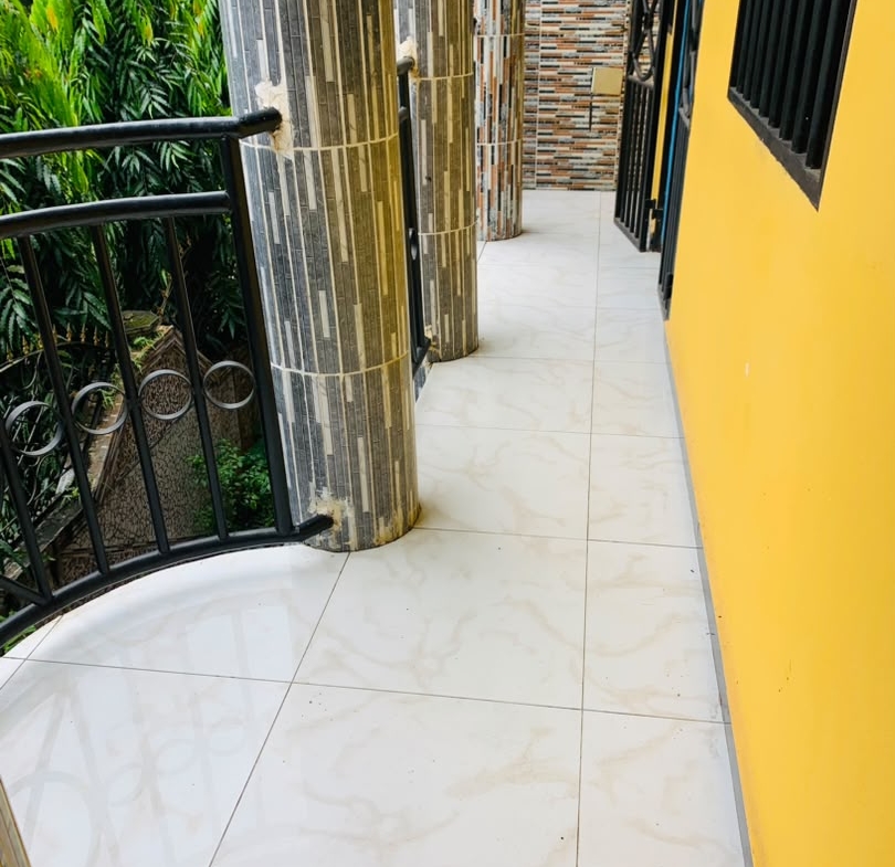 APPARTEMENT MODERNE DE BON STANDING À LOUER KOTTO BANGUÉ