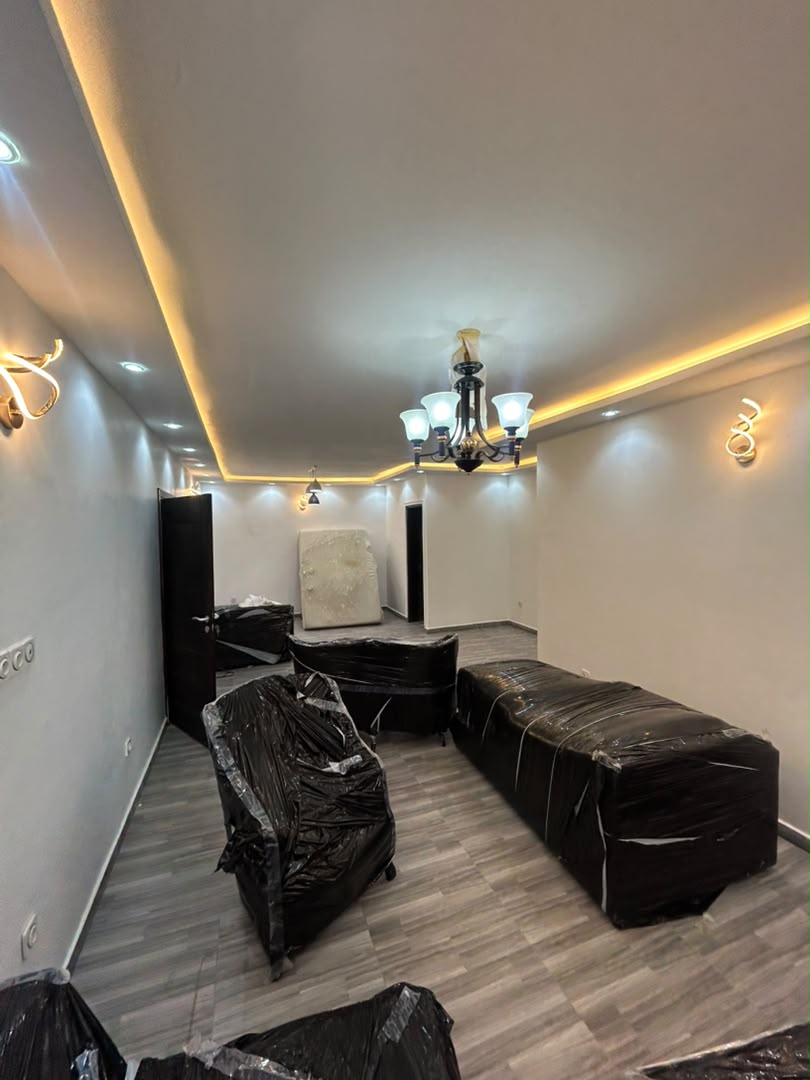APPARTEMENT MODERNE À LOUER À BONAMOUSSADI – AU BORD DU GOUDRON