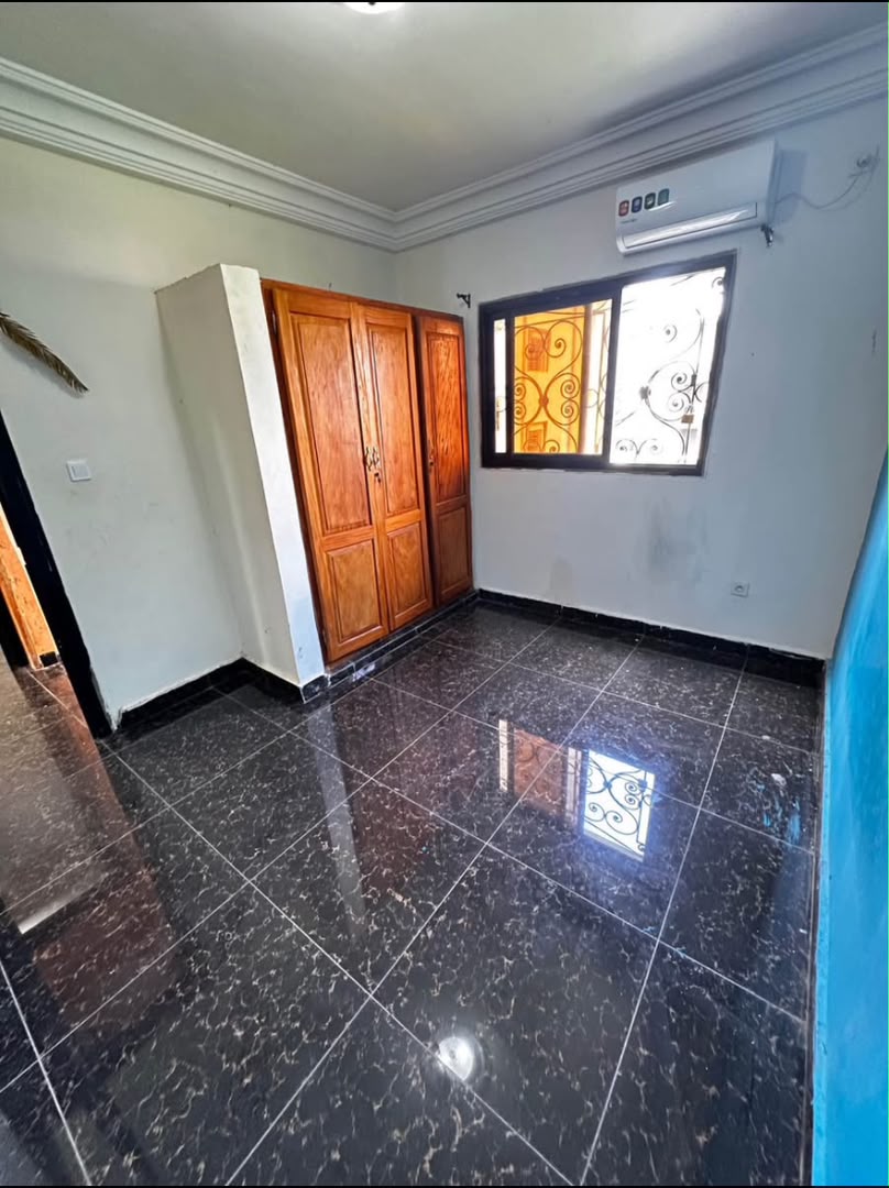 APPARTEMENT MODERNE DE BON STANDING À LOUER