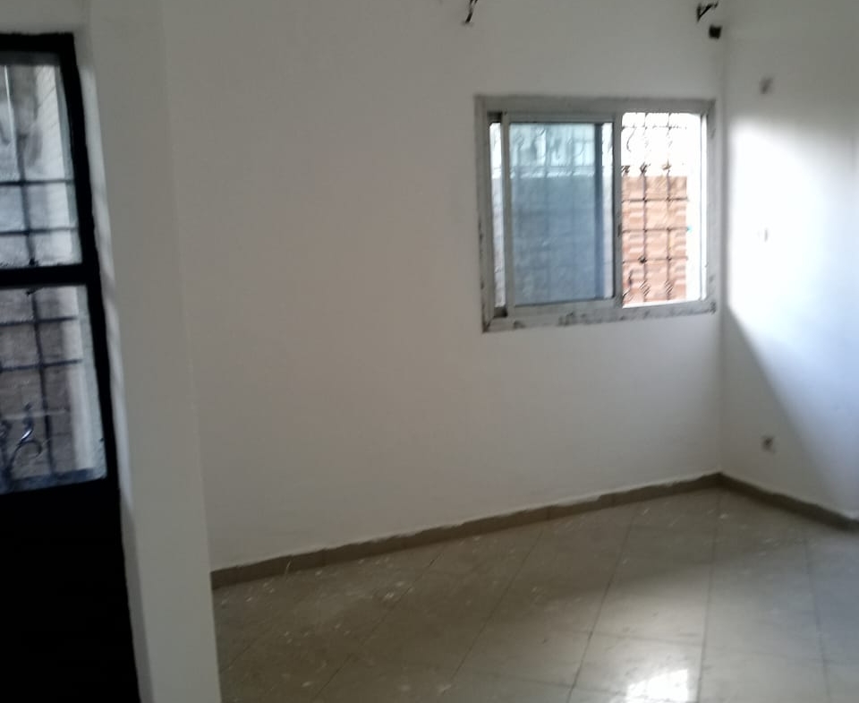À LOUER : SUPERBE APPARTEMENT MODERNE – CITÉ DES PALMIERS, SANTA LUCIA