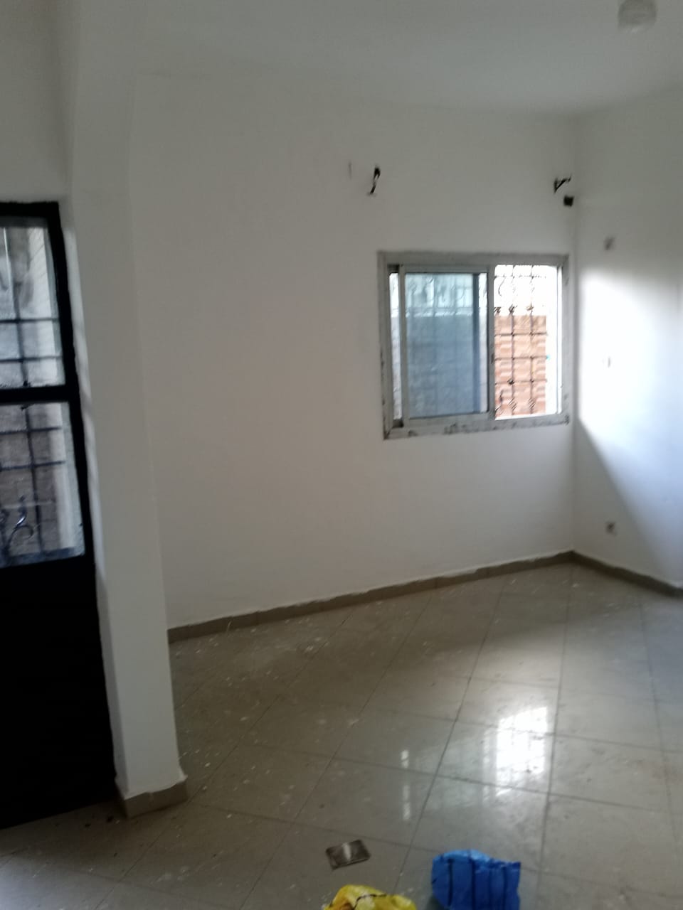À LOUER : SUPERBE APPARTEMENT MODERNE – CITÉ DES PALMIERS, SANTA LUCIA