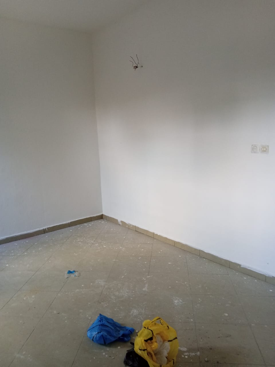 À LOUER : SUPERBE APPARTEMENT MODERNE – CITÉ DES PALMIERS, SANTA LUCIA