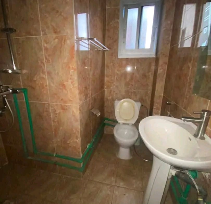 STUDIO MODERNE À LOUER À BONAPRISO