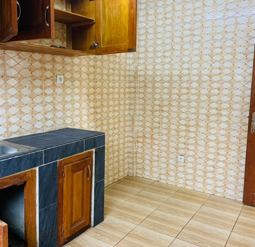 APPARTEMENT MODERNE DE BON STANDING À LOUER KOTTO BANGUÉ