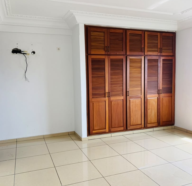APPARTEMENT MODERNE HAUT STANDING À LOUER À AKWA