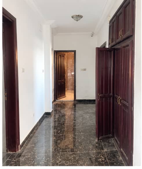 À LOUER – SUPERBE APPARTEMENT MODERNE À LOGPOM